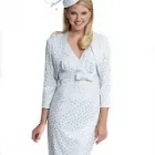 Business 2 image D.R MILNER Farmers in Preston La