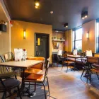 Business 6 image THE HENRY VI Bars & Pubs in Windsor Be