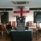 Business 4 image YOUR PLACE ENTERTAINMENT Mobile Discos in Maidenhead Be