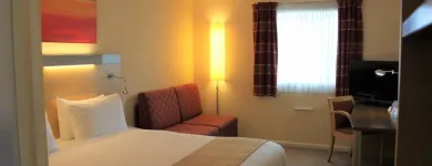 Business 8 image HOLIDAY INN EXPRESS CARDIFF AIRPORT, AN IHG HOTEL Wedding Venues in Barry So