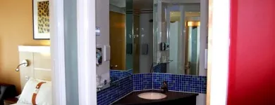 Business 30 image HOLIDAY INN EXPRESS SWINDON CITY CENTRE, AN IHG HOTEL Wedding Venues in Swindon Wi