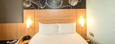 Business 3 image HOTEL IBIS READING CENTRE -NEW IBIS ROOMS- Travel & Tourism in Reading Be