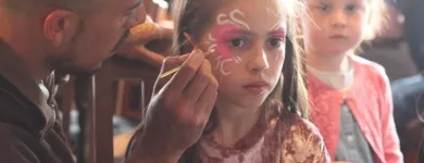 Business 4 image LOLLY LOLLIPOP ENTERTAINMENT Wedding Services in Bristol Br