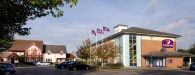 Business 10 image PREMIER INN READING (CAVERSHAM BRIDGE) HOTEL Travel & Tourism in Reading Be