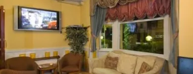 Business 8 image RAINBOWS LODGE HOTEL Travel & Tourism in Reading Be