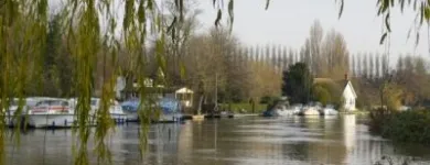 Business 10 image RAINBOWS LODGE HOTEL Travel & Tourism in Reading Be