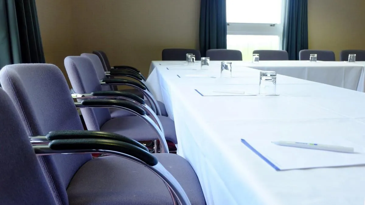 Business 89 image HOLIDAY INN EXPRESS LONDON - EPSOM DOWNS, AN IHG HOTEL