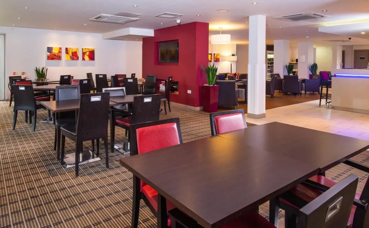 Business 7 image HOLIDAY INN EXPRESS EAST MIDLANDS AIRPORT, AN IHG HOTEL