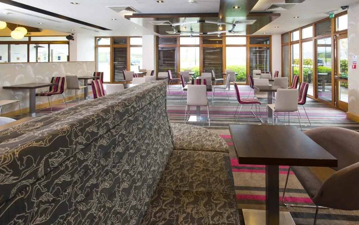 Business 73 image HOLIDAY INN EXPRESS LONDON - EPSOM DOWNS, AN IHG HOTEL