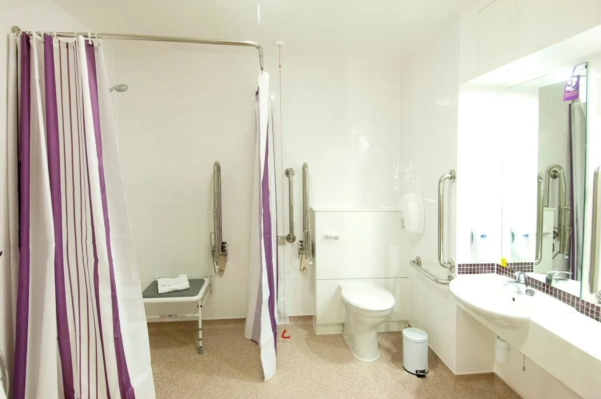 Business 5 image PREMIER INN READING (CAVERSHAM BRIDGE) HOTEL
