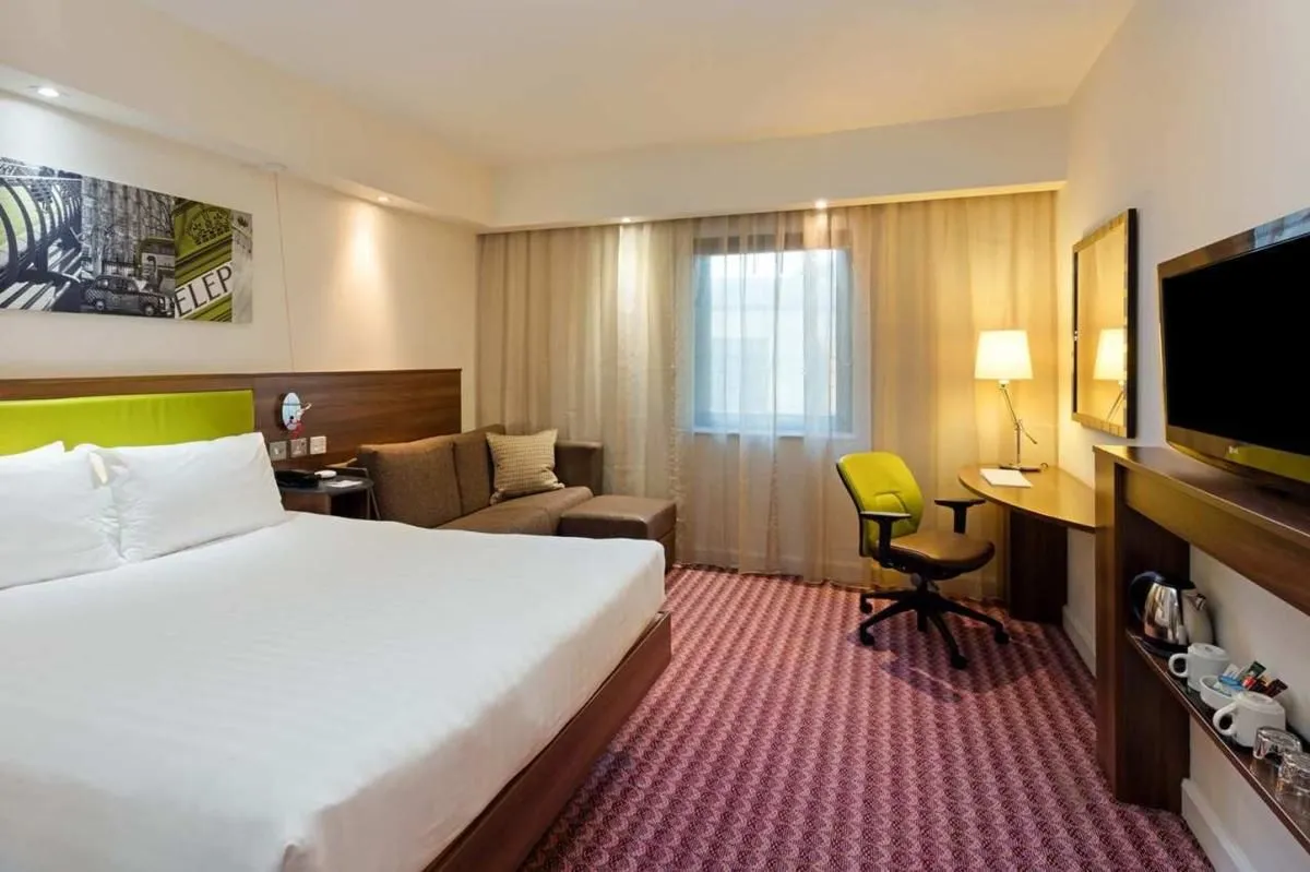 Business 4 image HAMPTON BY HILTON LONDON CROYDON