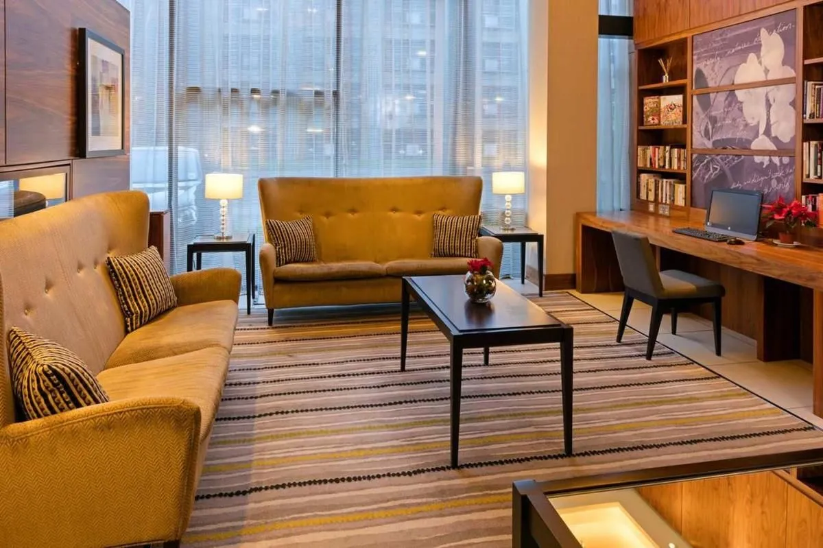 Business 11 image HAMPTON BY HILTON LONDON CROYDON