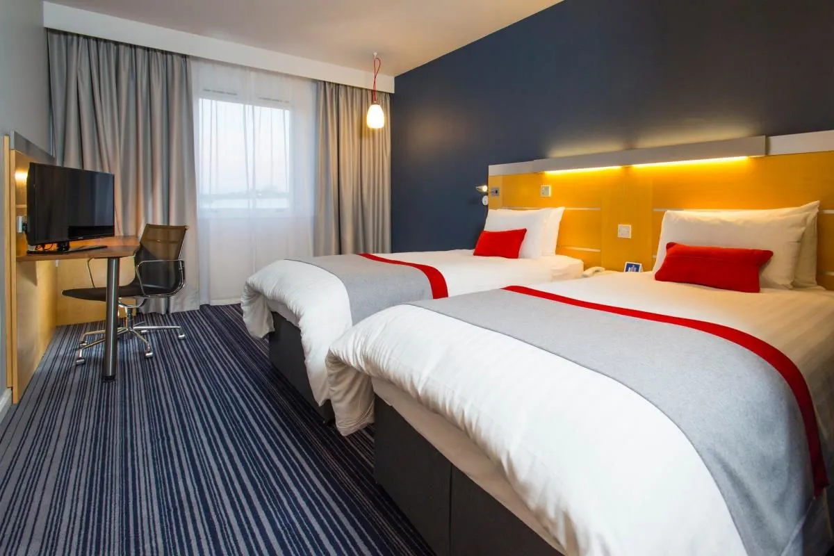 Business 4 image HOLIDAY INN EXPRESS LONDON - EPSOM DOWNS, AN IHG HOTEL