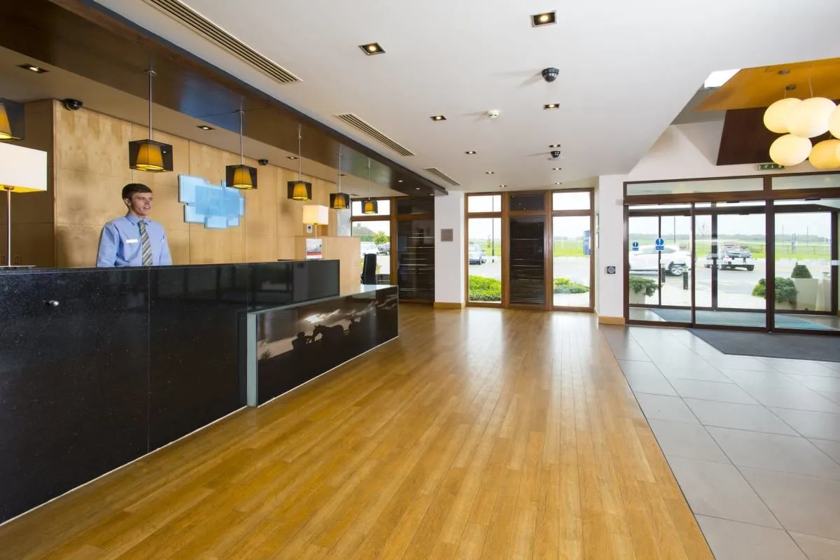 Business 35 image HOLIDAY INN EXPRESS LONDON - EPSOM DOWNS, AN IHG HOTEL