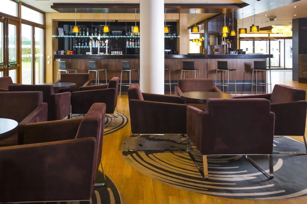 Business 95 image HOLIDAY INN EXPRESS LONDON - EPSOM DOWNS, AN IHG HOTEL
