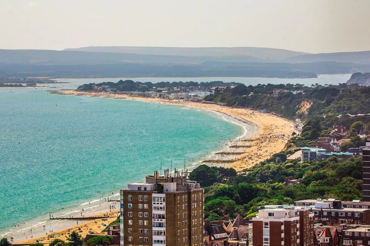 Business 8 image PREMIER INN BOURNEMOUTH EAST CLIFF HOTEL