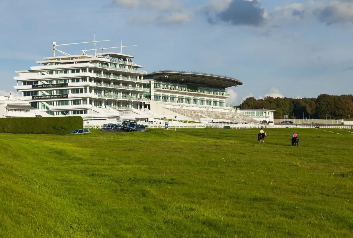 Business 52 image HOLIDAY INN EXPRESS LONDON - EPSOM DOWNS, AN IHG HOTEL