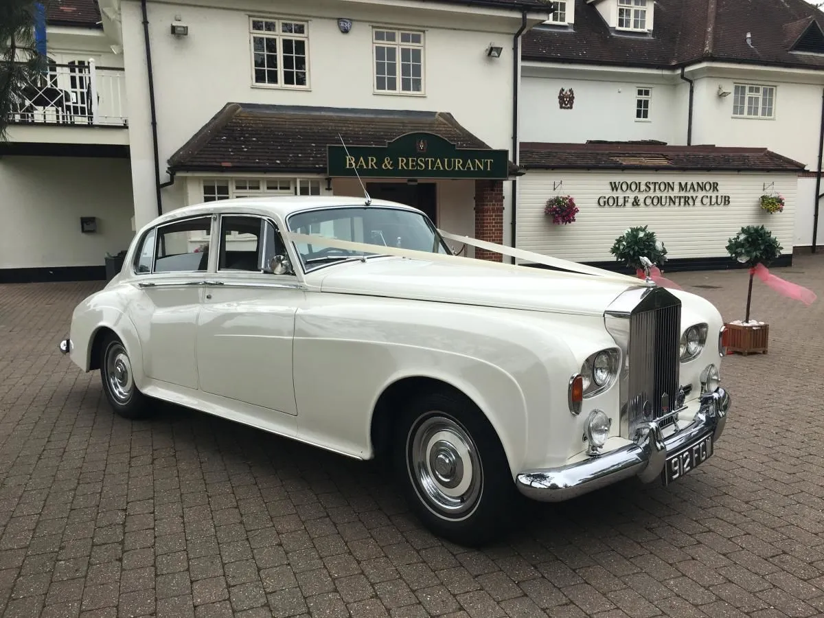 Business 8 image ELEGANCE WEDDING CARS - WEDDING CAR HIRE LONDON