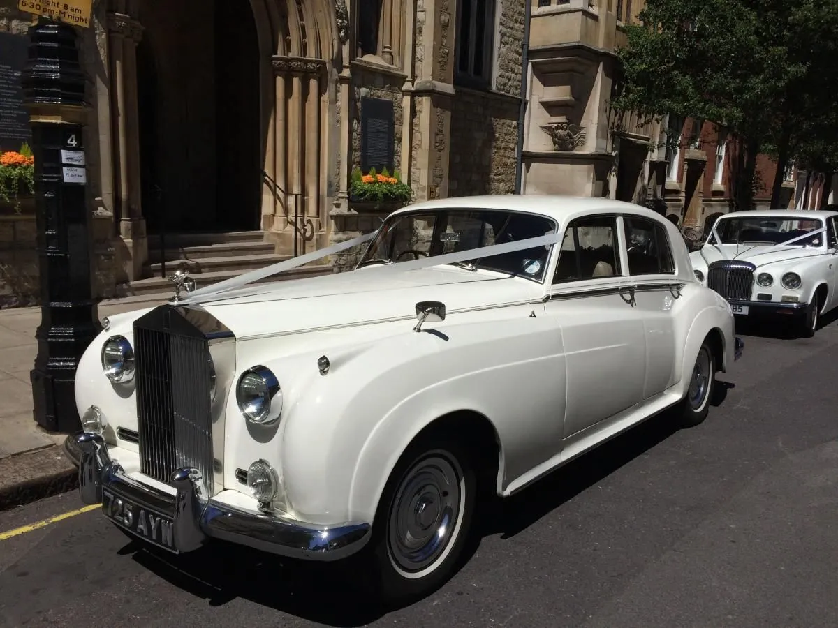 Business 9 image ELEGANCE WEDDING CARS - WEDDING CAR HIRE LONDON
