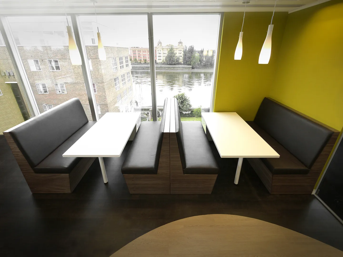 Business 3 image NANDO'S