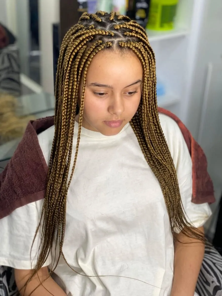 Business 3 image UNIQUE HAIR & BEAUTY